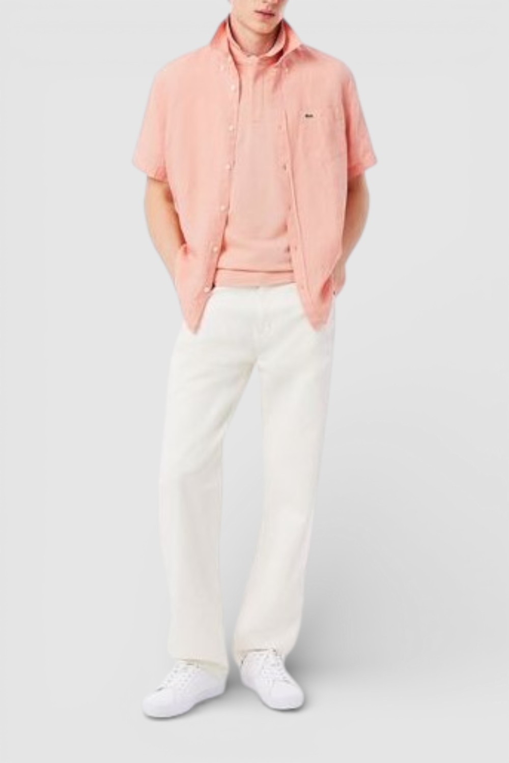 תמונת כל הלוק של חולצת פולו